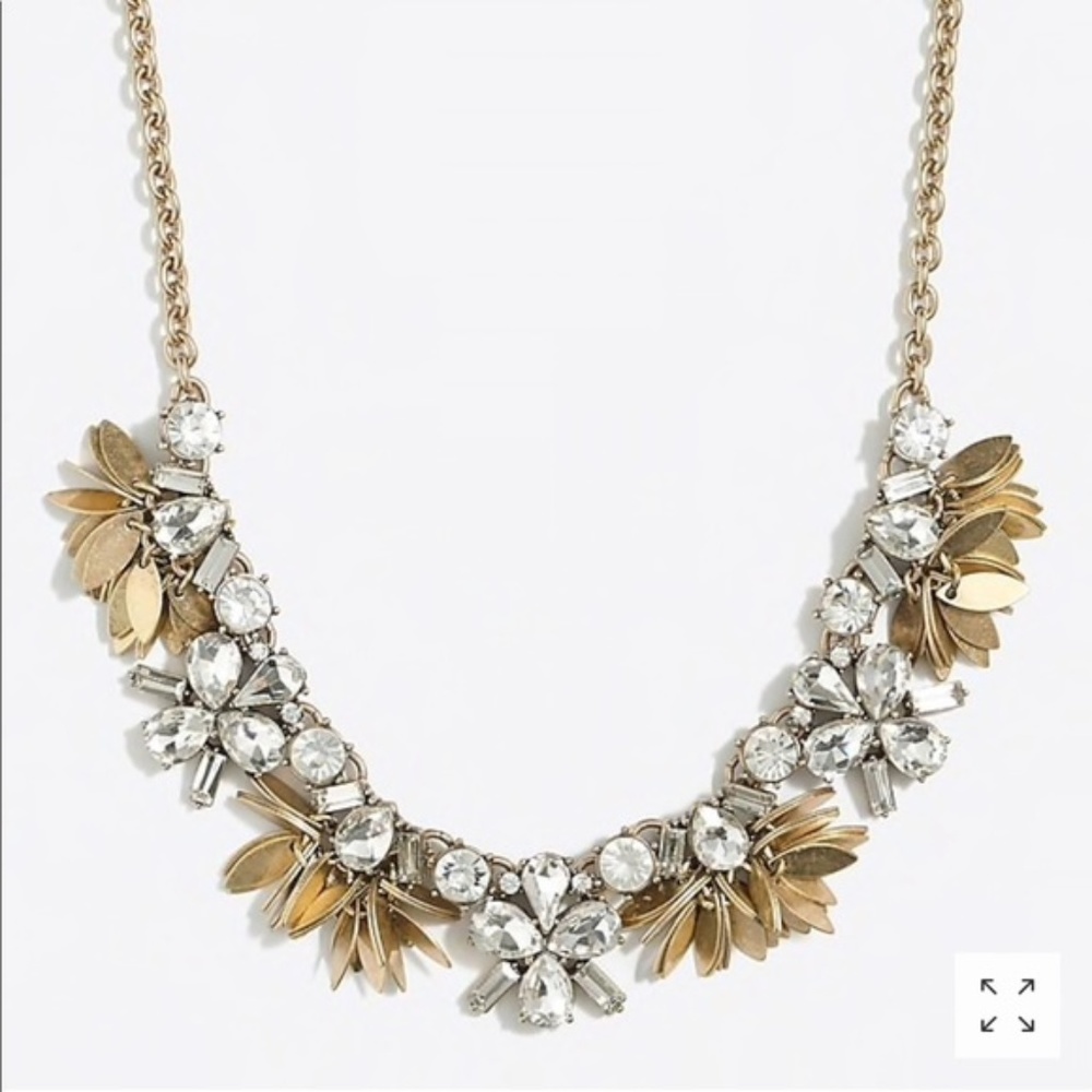 🎉J. Crew🎉Crystal Bouquet Necklace🎉🎉 - Picture 2 of 3